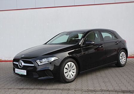 Mercedes-Benz A 160 Apple CarPlay AndroidAuto 15.239.- € NETTO