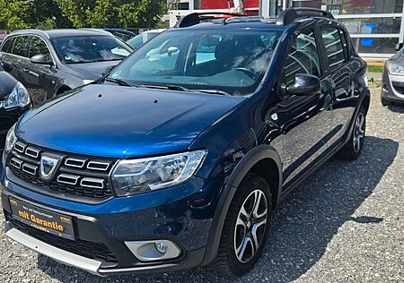 Dacia Sandero II Stepway Celebration LPG Tüv 08.2026