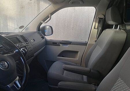 VW T5 Transporter Volkswagen T5 2.0 Bi-TDI 179PS 160450 km Bj. 2010 v. privat