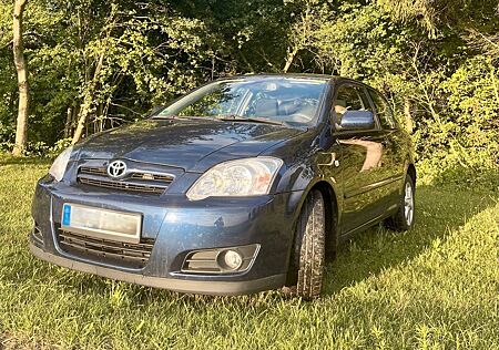Toyota Corolla E12U