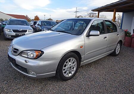 Nissan Primera 2.0 Elegance Automatik