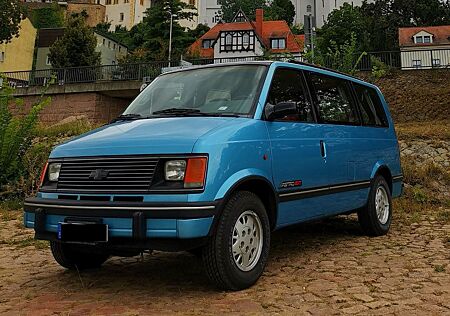 Chevrolet Astro Van Ext 4,3 8-Sitzer/Campingbus