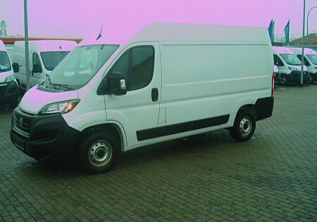 Fiat Ducato Hochr.-Ka 33 120 L2H2 42450Km Klima Tempo