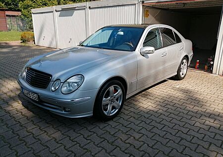 Mercedes-Benz E 500 ELEGANCE Elegance Lpg