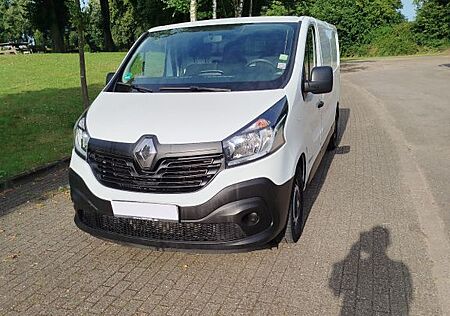 Renault Trafic 2,9t L2H1 AHK Tüv 5/26