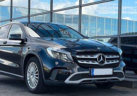 Mercedes-Benz GLA 180 d Kamera AMG Sport SitzH