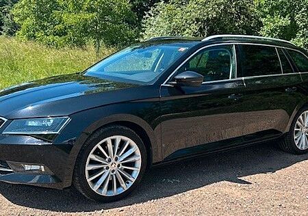 Skoda Superb 2.0 TDI SCR 140kW DSG Style Combi Style