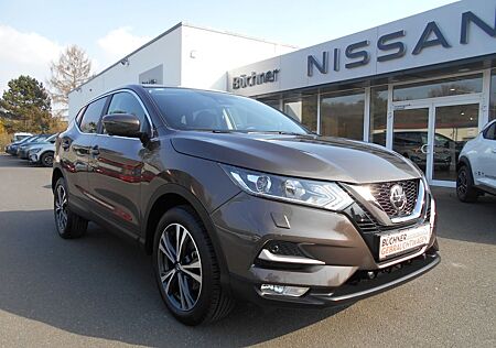 Nissan Qashqai 1.3 DIG-T N-CONNECTA