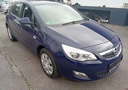 Opel Astra 1.4 74kW Anhängerkupplung Klima