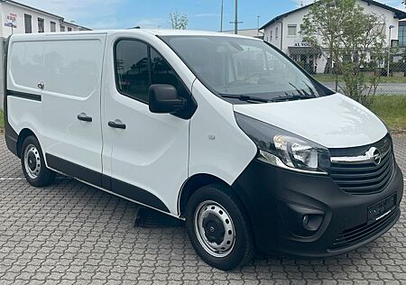 Opel Vivaro L1H1 Würth Regale Klima Kamera PDC Tempo.