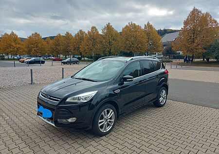 Ford Kuga 2,0 TDCi 4x4 132kW Individual PowerShif...