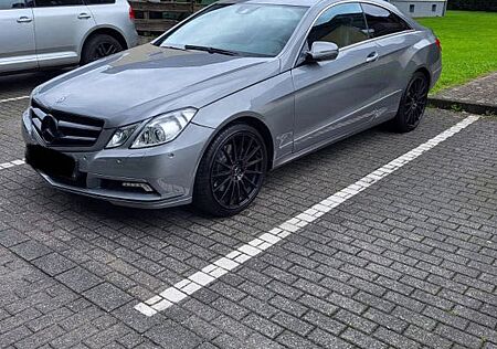 Mercedes-Benz E 350 Coupé BlueEFFICIENCY AVANTGARDE ...