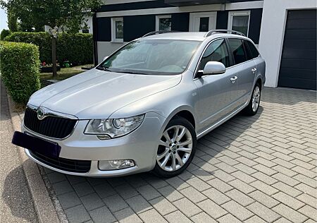 Skoda Superb 2.0 TDI 125kW DSG Family Combi Family