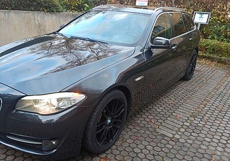 BMW 528i touring F11