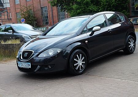 Seat Leon 2.0 TDI Stylance / Style*Tüv 07.2024*