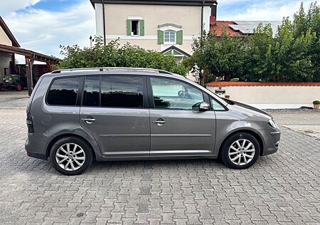 VW Touran Volkswagen Freestyle AutogasLPG 1.Hand Klima Alu AHK