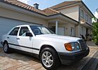 Mercedes-Benz E 260 *W124*1.Hand.*belegbare Historie*Autom.*SD*