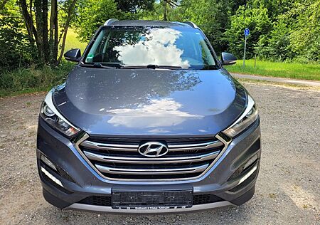 Hyundai Tucson blue Style 2WD