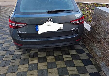 Skoda Superb 2.0 TDI SCR 140kW DSG 4x4 Ambition Co...