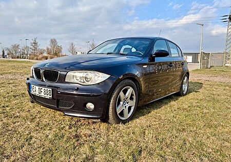BMW 120i -2.0-110kw-Schiebedach-Vollleder-AHK-Xenon