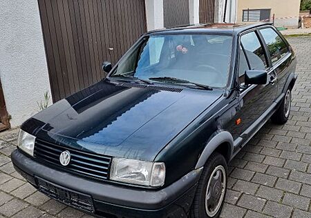 VW Polo Volkswagen 86C Coupe mit Vielen Ersatzteilen