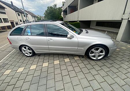 Mercedes-Benz C 320 T AVANTGARDE Sport Leder Klima AHK