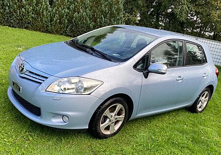 Toyota Auris 1,6-l-Valvematic Executive MultiMode E...