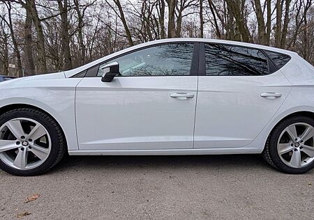 Seat Leon 2.0 TDI 135kW FR DSG FR * Klima * Tempomat