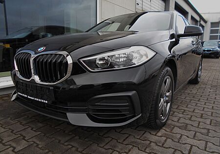 BMW 118i F40 -NAVI-SITZHEIZUNG-PDC-WLAN-MFL-ALU-