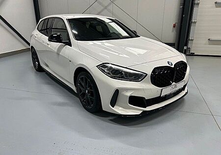 BMW M135i xDrive Harman-Kardon Performance M