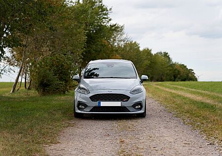 Ford Fiesta ST - Performance, B&O, Garantie