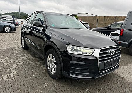 Audi Q3 ,1 HAND,PDC,NAVI,SITZHEIZUNG,KLIMA,SCHECKHEFT