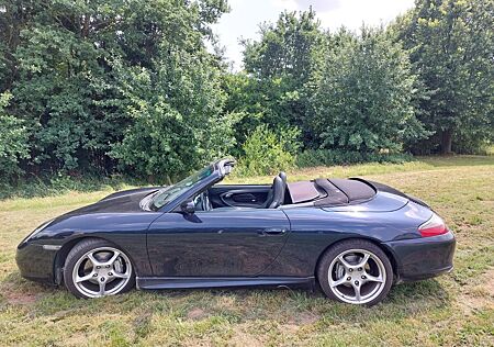 Porsche 996 Carrera 4 Cabriolet