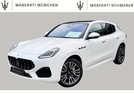 Maserati Grecale / Head-Up/ Ganzjahresreifen/ Panoramadach