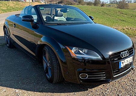 Audi TT Roadster 2.0 TFSI S tronic quattro US-Import