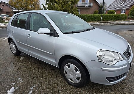 VW Polo Volkswagen 1.4TDI 80 PS Top Gepflegt