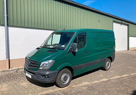 Mercedes-Benz Sprinter 216