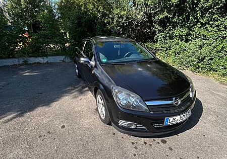 Opel Astra GTC 1.8