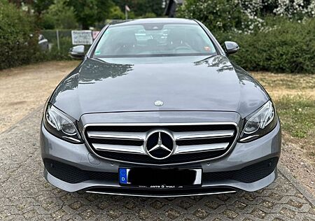Mercedes-Benz E 220 d Avantgarde Automatik