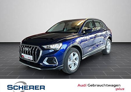 Audi Q3 40TFSI/advanced/quattro /S tronic/Navi/AHK