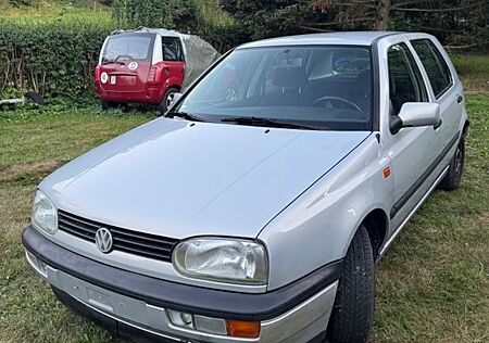 VW Golf Volkswagen 1.8 GL Auto GL