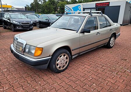 Mercedes-Benz E 200 * OLDTIMER*