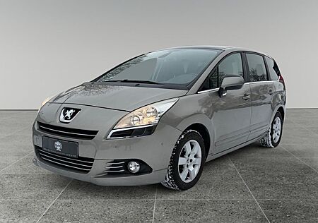 Peugeot 5008 1.6 Access 120 VTi 7Sitzer Ahk Pano