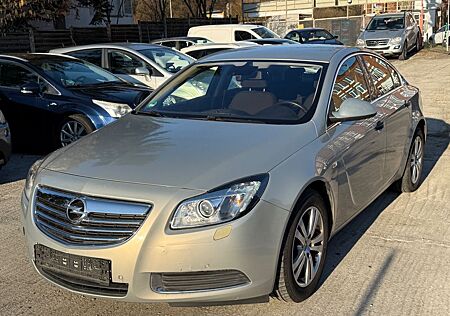 Opel Insignia 1.8 Lim. Edition*PDC*LMF*Sitzheizung*