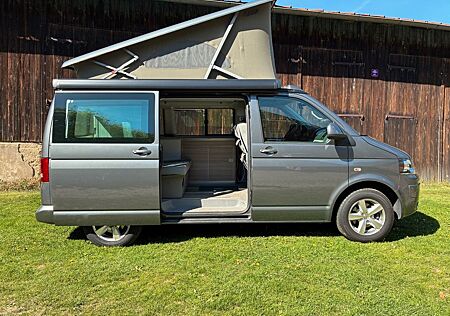 VW T5 California Volkswagen | 2015 | 83.481 km | 140 PS | AHK