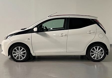 Toyota Aygo (X) Aygo -wave