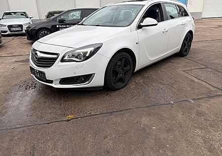 Opel Insignia ST 2.0 ECOTEC DI Turbo Sport Autom....