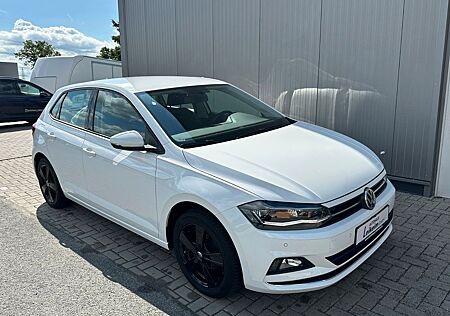 VW Polo Volkswagen 1,0 TSI Highline - LED,