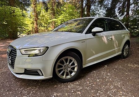 Audi A3 1.4 TFSI e-tron S tronic Sportback -