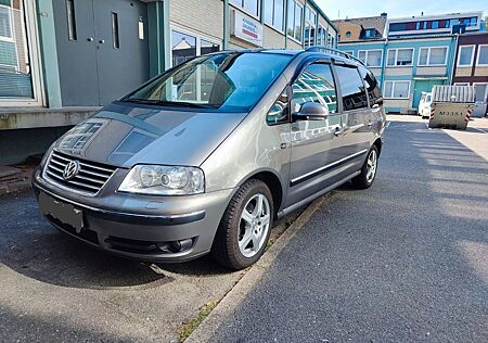VW Sharan Volkswagen 2.0TDI (DPF) United BlueMotion 1. Hand